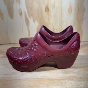 Dansko Mahogany Floral Clogs
